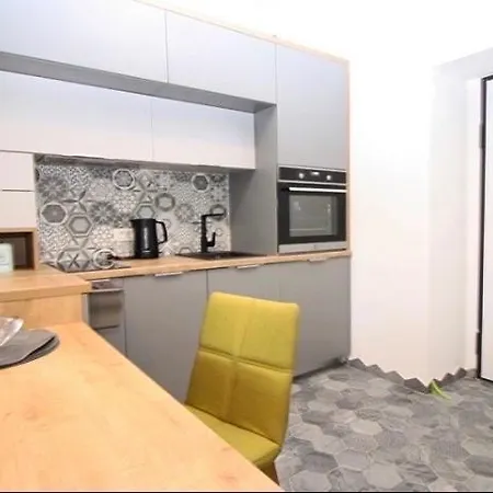 M-living Sarajevo-private Gated Parking * 사라예보